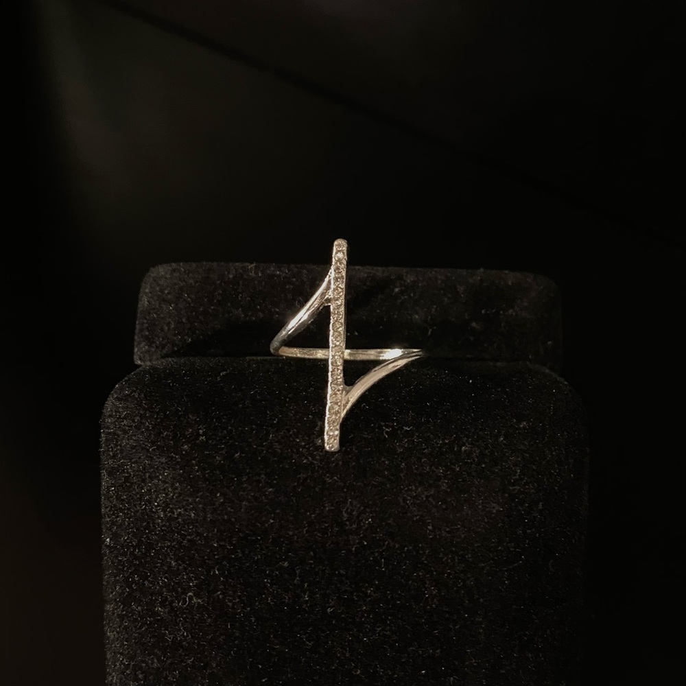 Silver Ring - Picture 6 of 6